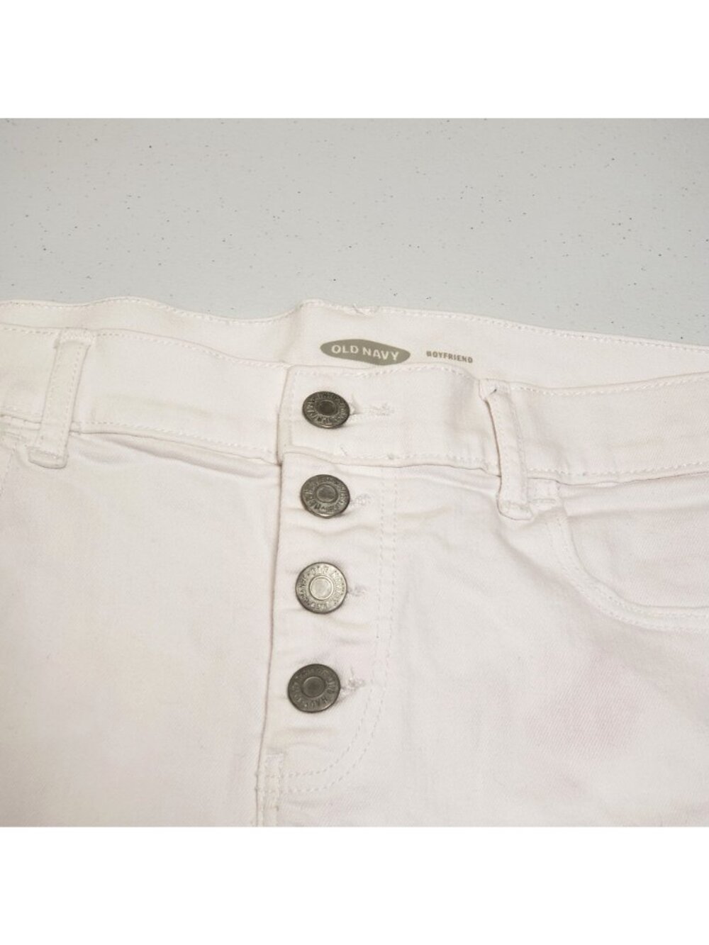 Old Navy Womens Boyfriend Shorts Button Fly 3" Inseam White Size 12 - Picture 3 of 9